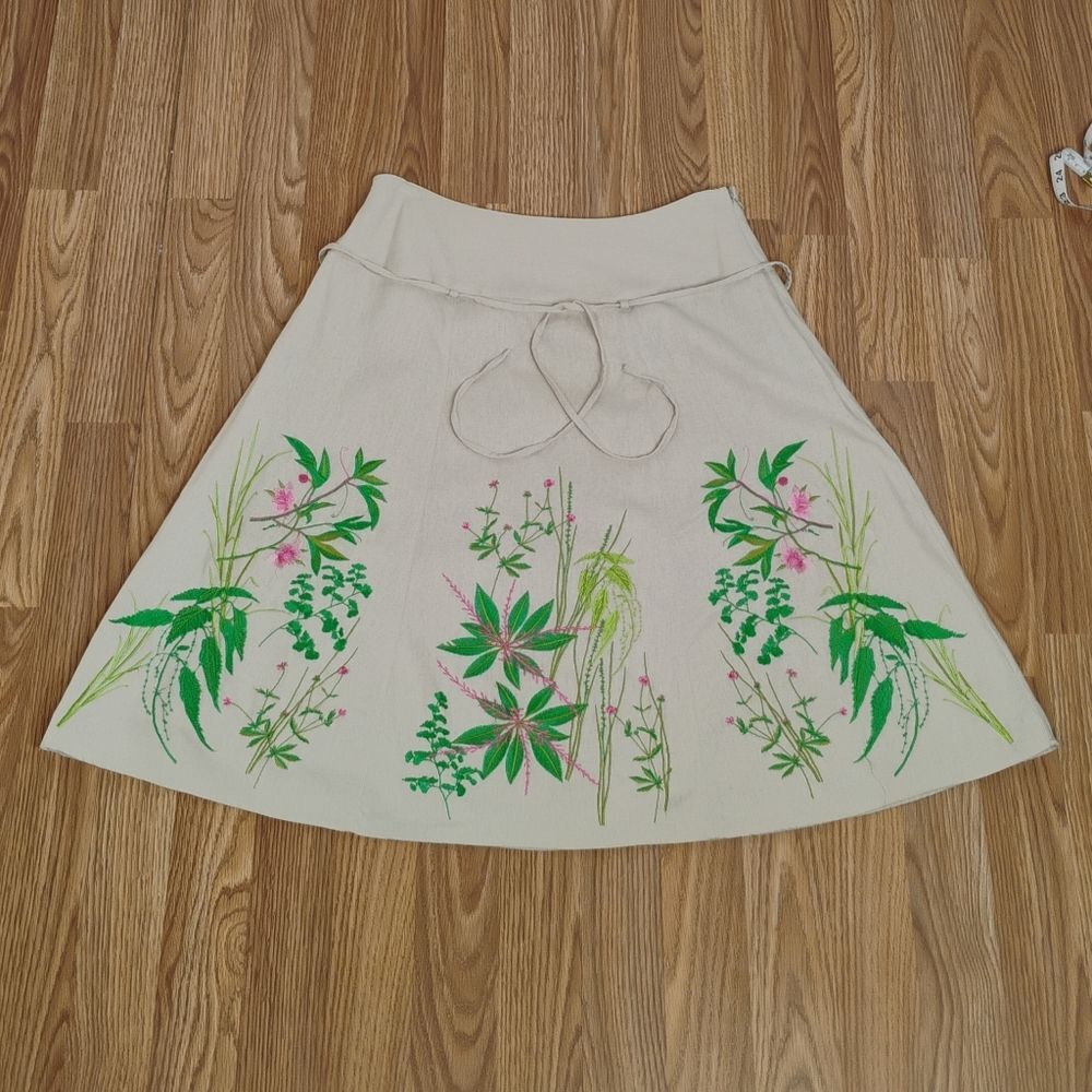 Saint Tropez West Midi to Tea Length Tropical Embroidered Skirt Size 8